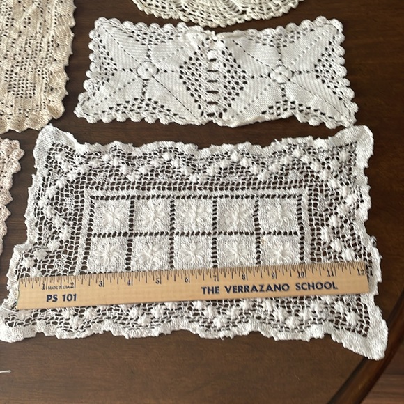 Vintage Crochet Doilies Set - Picture 10 of 10